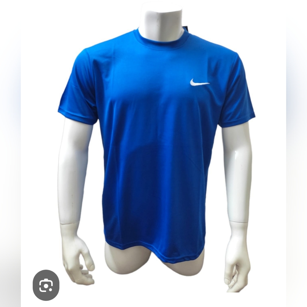 Nike Men's Blue T-Shirt